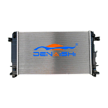 „Benz Sprinter 3.0L V6 10-14 MT“ radiatorius