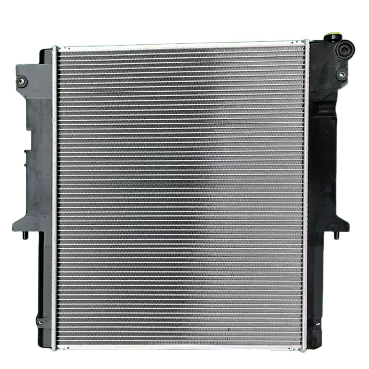 Mitsubishi Pajero 07 L200 radiatorius